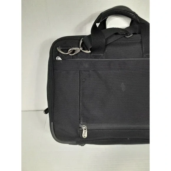 Briggs & Riley Travelware Expandable 17"x 13" Cabin Laptop Bag Black BB104X-4 - Picture 7 of 11